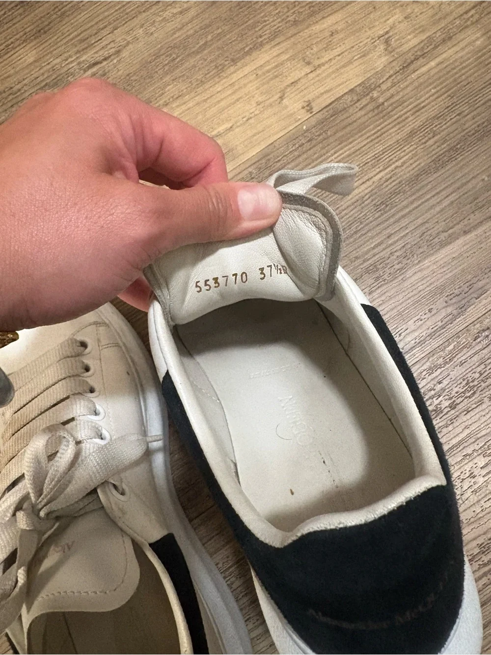 Alexander McQueen used ok